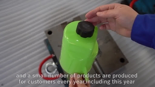 Bu PA66 otomotiv parçalarının üretimi için bir enjeksiyon kalıbıdır