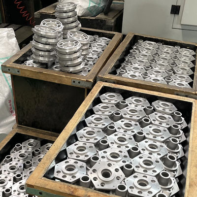 Otomotiv Endüstriyel ve Elektronik Alüminyum döküm parçaları için özel alüminyum döşeme döküm kalıbı OEM performansı