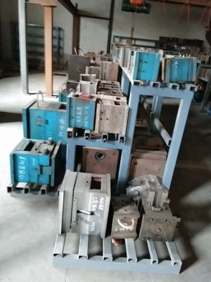Yüksek Seviye Özelleştirme Alüminyum Die Casting Parts Araç Kalıp Üretim Hatı için Enjeksiyon Kalıplandırma