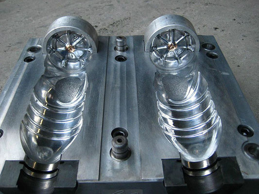 P20 718 738 NAK80 S136 2738 2316 Evcil hayvanlar için su şişesi Blowing Mold Custom Made