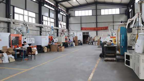 Polonyalı kazınmış ve dokulanmış plastik enjeksiyon kalıplama hizmeti için özel ev ürünleri kalıpları