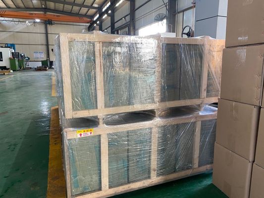 Özel Logo ABS/PA66/PP/PC/PMMA/PSU/PCTG/TPE/TPU/PBT Otomobil Plastik Parçaları için Kabul edilebilir Üst Plastik Kalıp Üreticisi