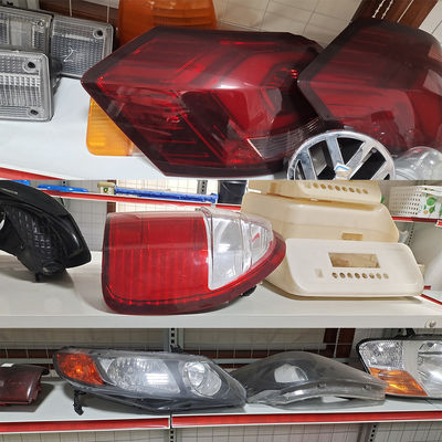 Özel Otomobil Gösterge Paneli İşlemesi İçin Yüksek Hassasiyetli CNC İşlenmiş Plastik Enjeksiyon Kalıbı, Kalıp Çeliği P20, 718, 2738, 2316, S136, NAK80, 2344 ile